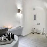 Villa Deep Blue Fira (Santorini)