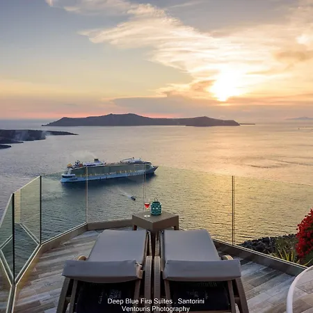 Willa Deep Blue Fira (Santorini)