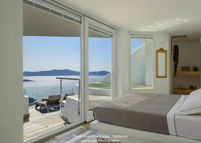 费拉深蓝套房别墅