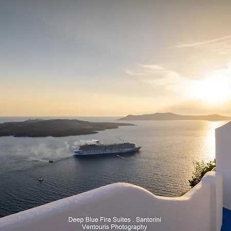 Deep Blue * Fira (Santorini)