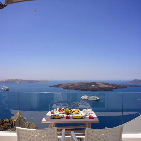 Deep Blue Fira (Santorini)