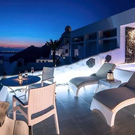 Deep Blue Fira (Santorini)