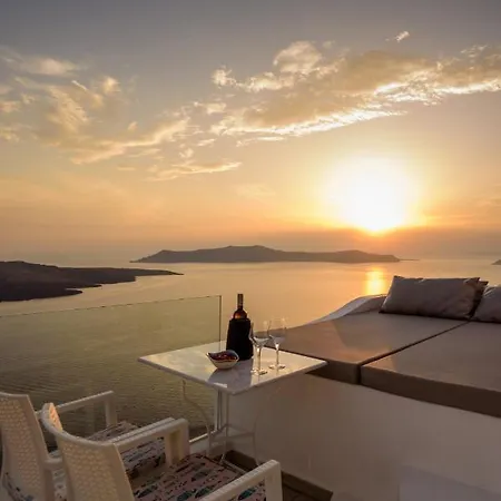 Deep Blue Villa Fira (Santorini)