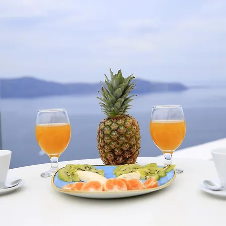 Villa Deep Blue Fira (Santorini)