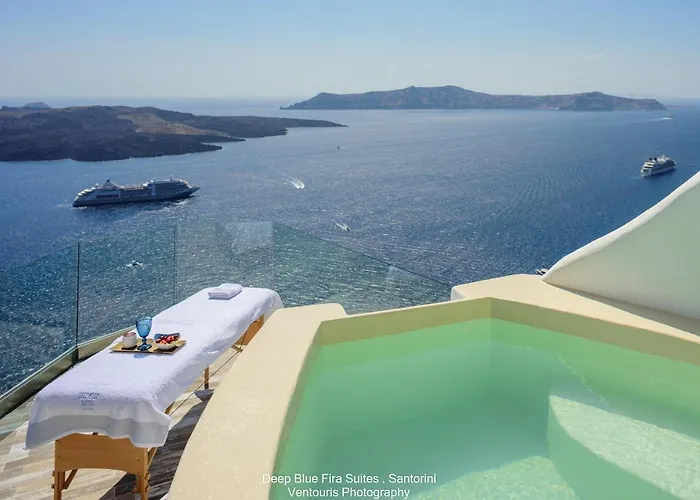 Villa Deep Blue Fira (Santorini)