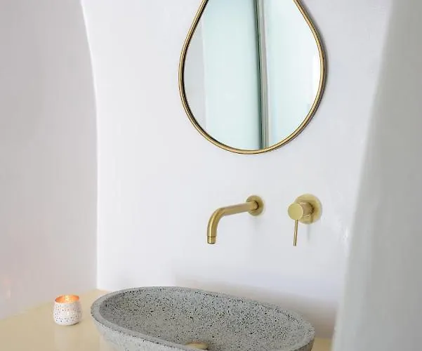 Villa Deep Blue Fira (Santorini)