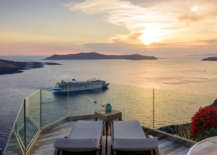 Villa Deep Blue Fira (Santorini)