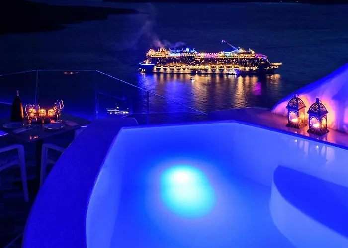 Deep Blue * Fira (Santorini)