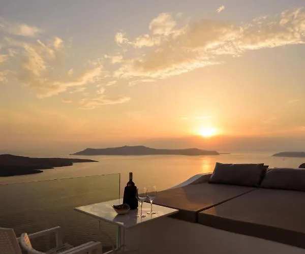 Deep Blue * Fira (Santorini)