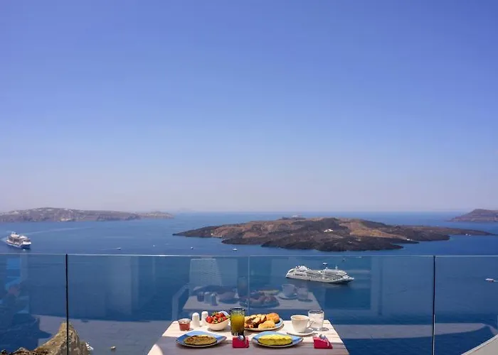 Deep Blue Fira (Santorini)