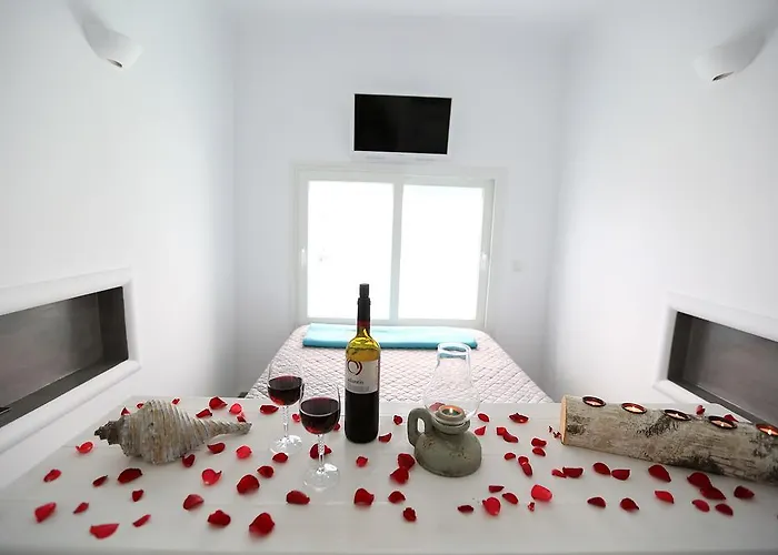 Villa Deep Blue Fira (Santorini)