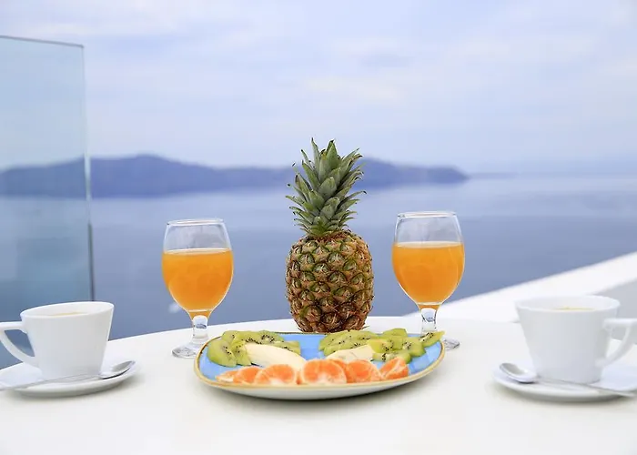 Villa Deep Blue Fira (Santorini)