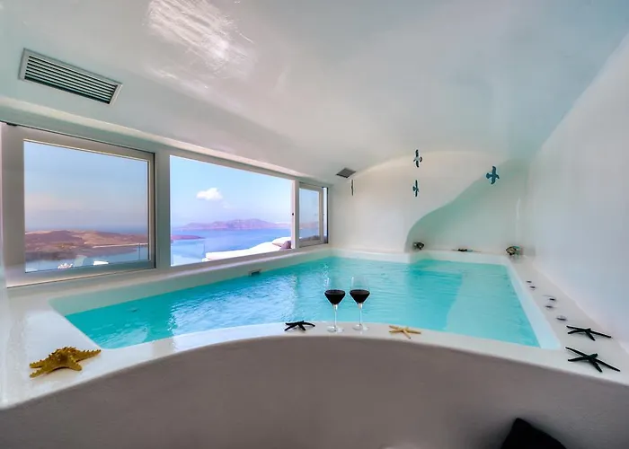 Deep Blue * Fira (Santorini)